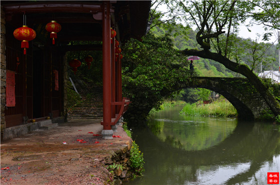 �}�{�ȴ���