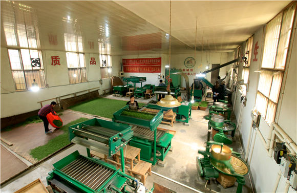 �{�ȴ��� �R�F�w��