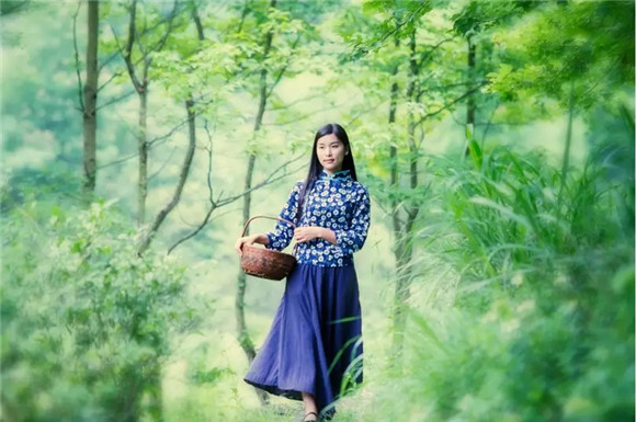 ���M������l(xi��ng)��׌���������Ȼ�ı���