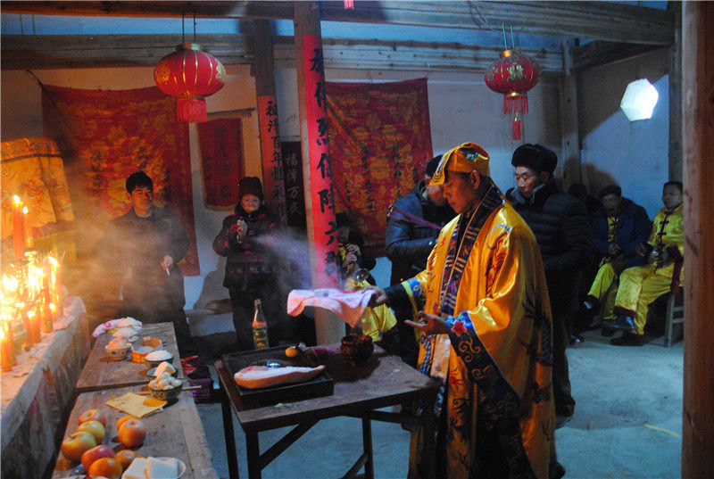 ��Դ˼�����Դ��Ӵ壬̧�������׻��