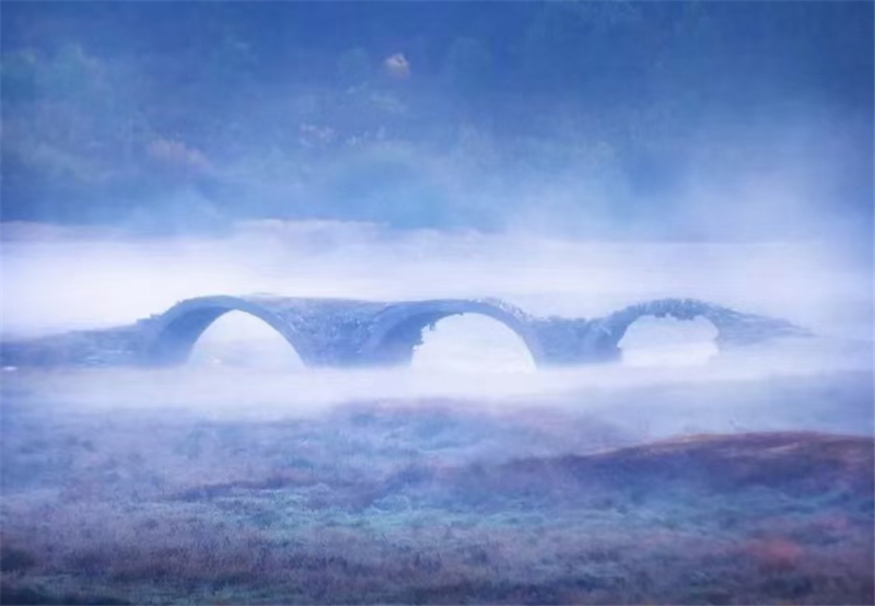 ���ۘ��}��