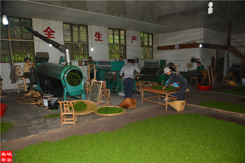 �}�{�ȴ���S