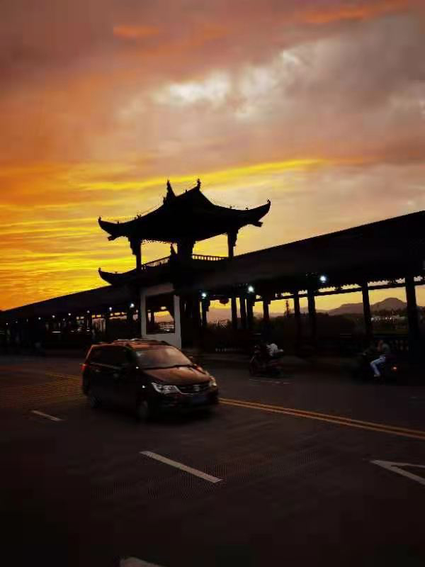 ���L�����ꡢ���~���ﾰ������˼